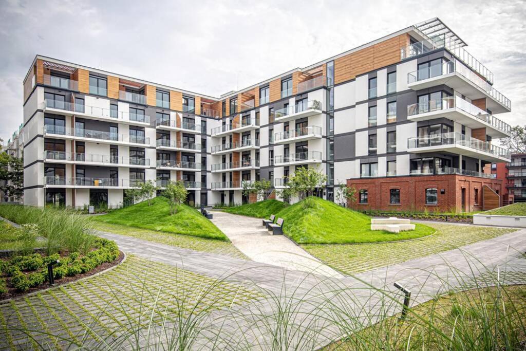 Apartament With Garden Bezplatny Parking !!! Cracovia Exterior foto