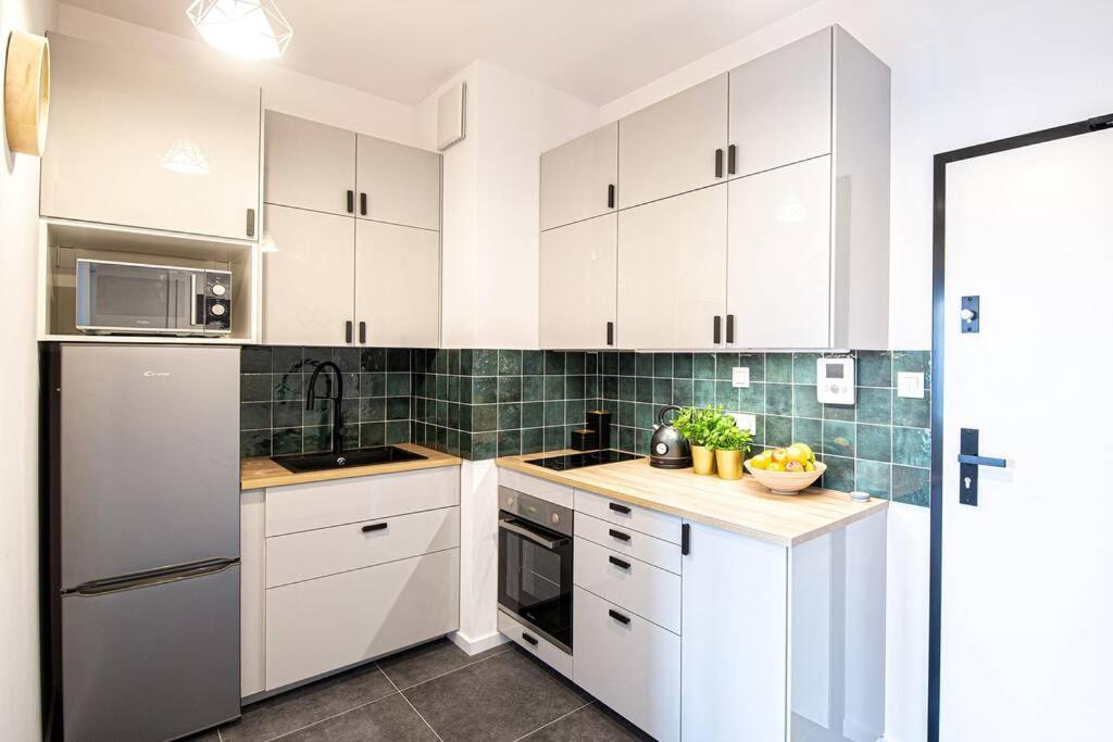 Apartament With Garden Bezplatny Parking !!! Cracovia Exterior foto
